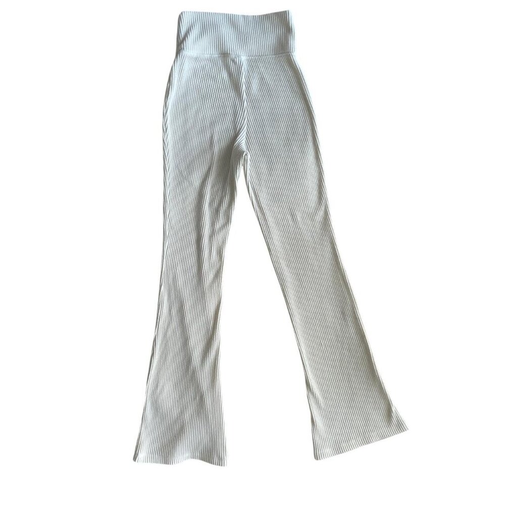 High Rise Ribbed Flare Pants - Picture 3 of 4